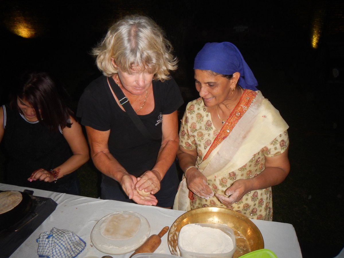 Learning to make Chapatis Learning to make Chapatis