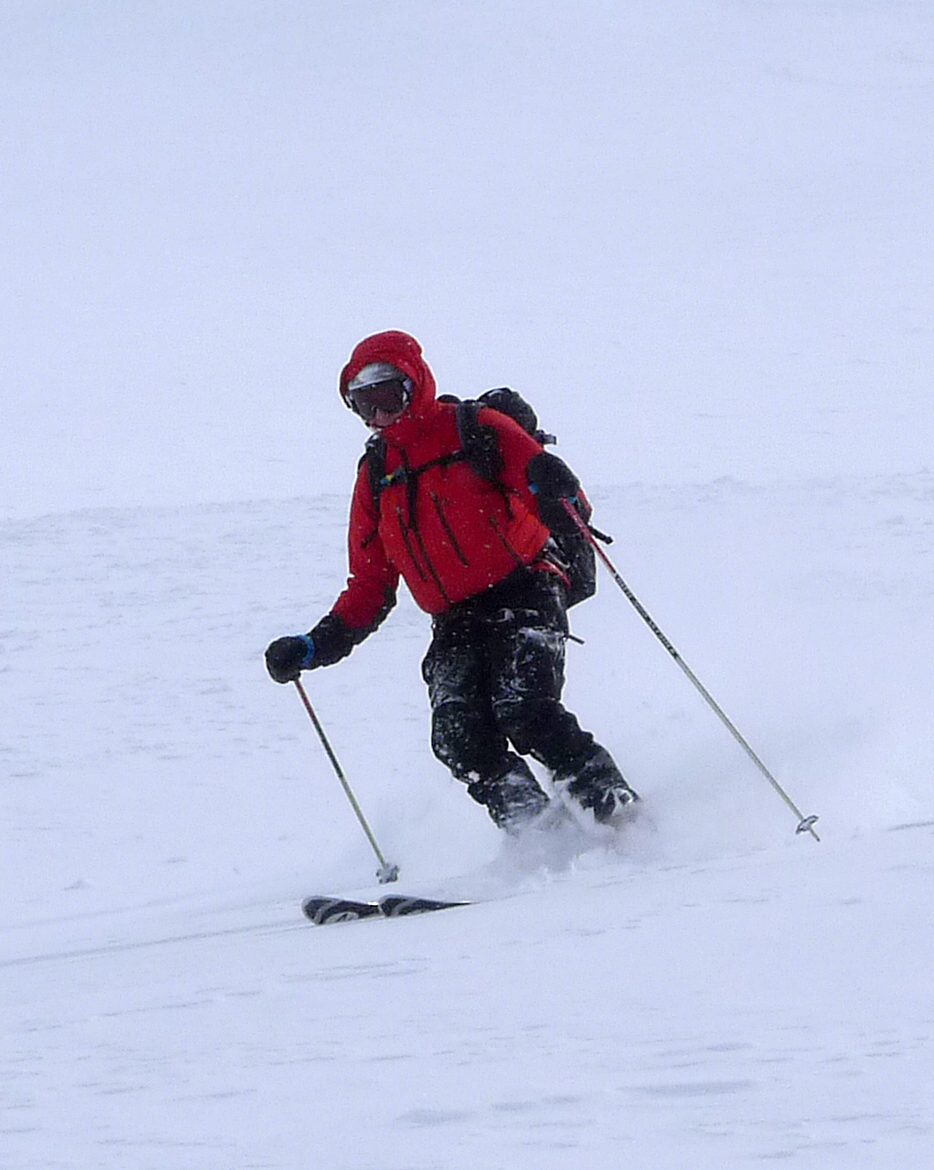 Skiing down the Daubenhorn, Switzerland Skiing down the Daubenhorn, Switzerland